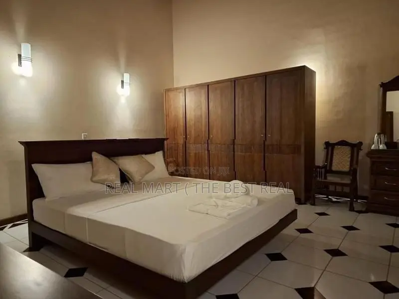 NUGEGODA : 4-BR (2500 SQFT) FULLY FURNISHED LUXURY HOUSE FOR RENT