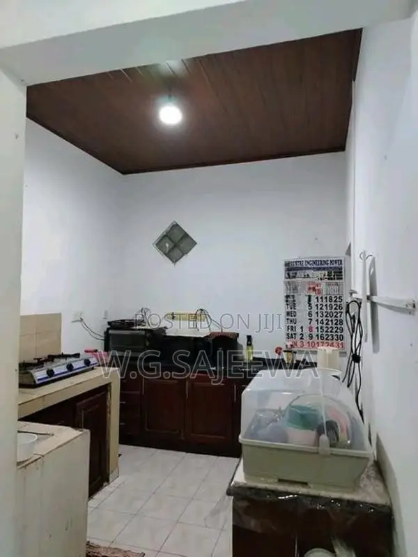 3 Rooms complete house sale in Kandana