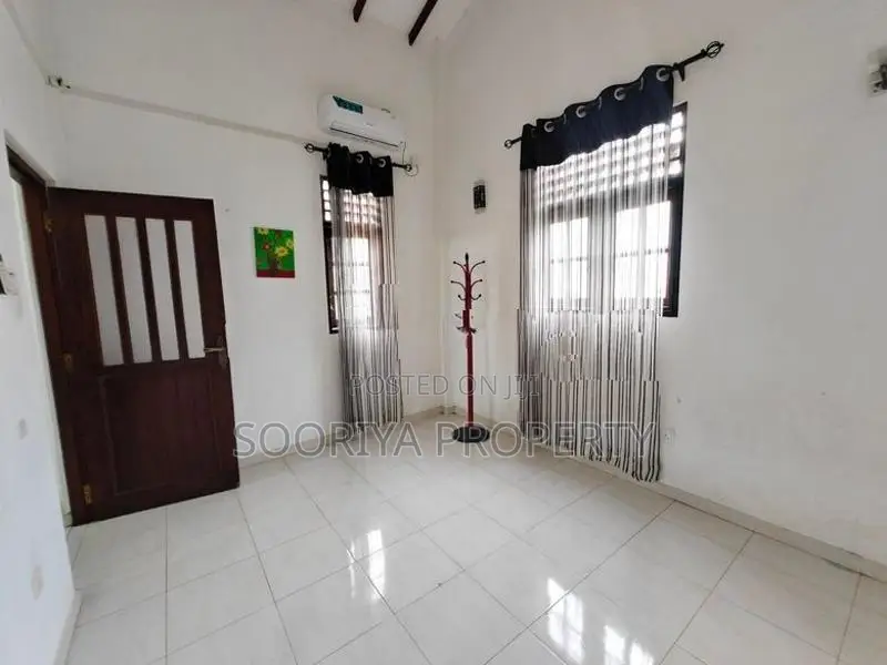 House for Rent in Gampaha Balummahara , Waliweriya