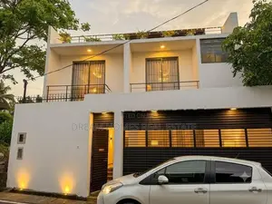 Brand New Modern 4-Bedroom House for Rent Battaramulla