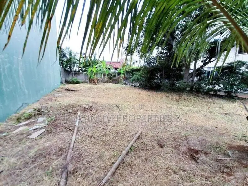 10.95 Perch Exclusive Land For Sale in the Heart of Nawala