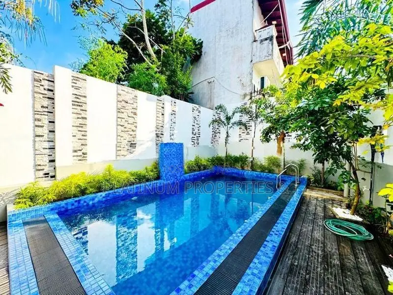 Super Luxury B/New House With Pool For Sale In Pelawatta Battaramulla
