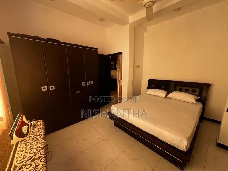 Apartment for Short Term Rent - Colombo 5