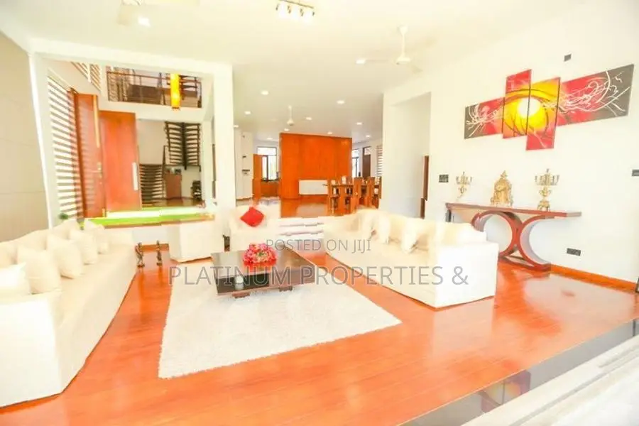 31P Super Luxury 5BR Ultra Modern House For Sale In Heart Of Nugegoda
