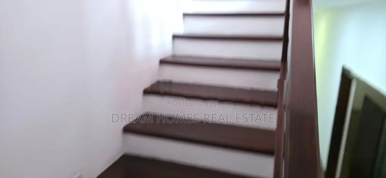 5-Bedroom Villa for Sale – Dehiwala, Upananda Mawatha