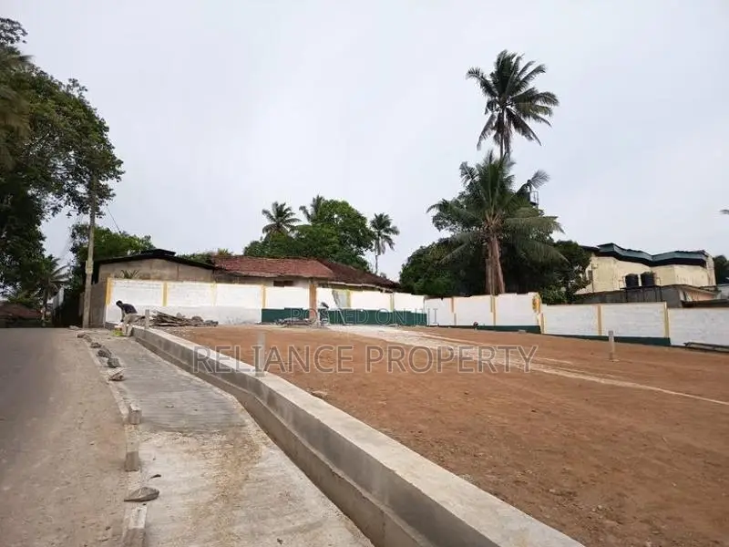Land in Homagama - Pitipana