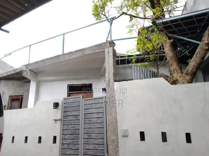 Two Interconnected Rustic House for Sale in Battaramulla
