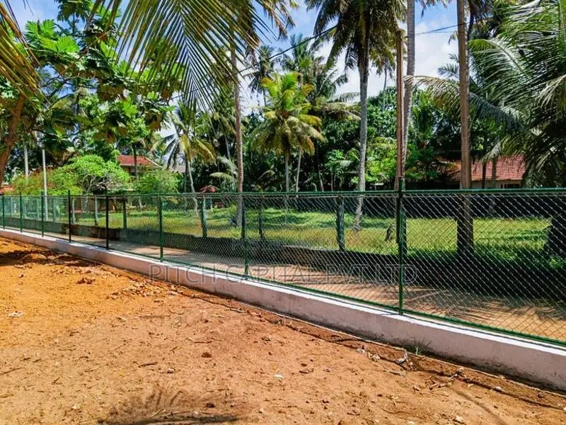 Valuable Coastal Land for Sale in Midigama