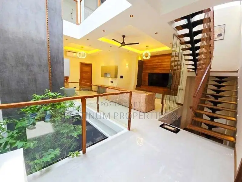 Brand New Super Luxury Furnished House For Sale In Battaramulla