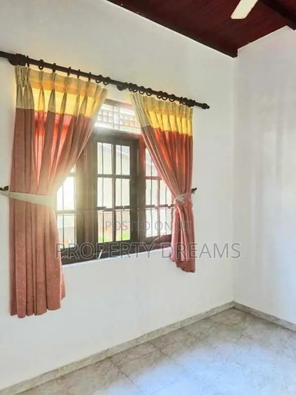 Beautiful House for Sale Pannipitiya