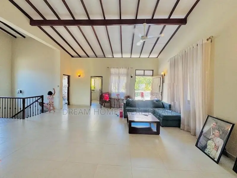 2-Storey House with 3rd Floor Annex for Sale – Dehiwala