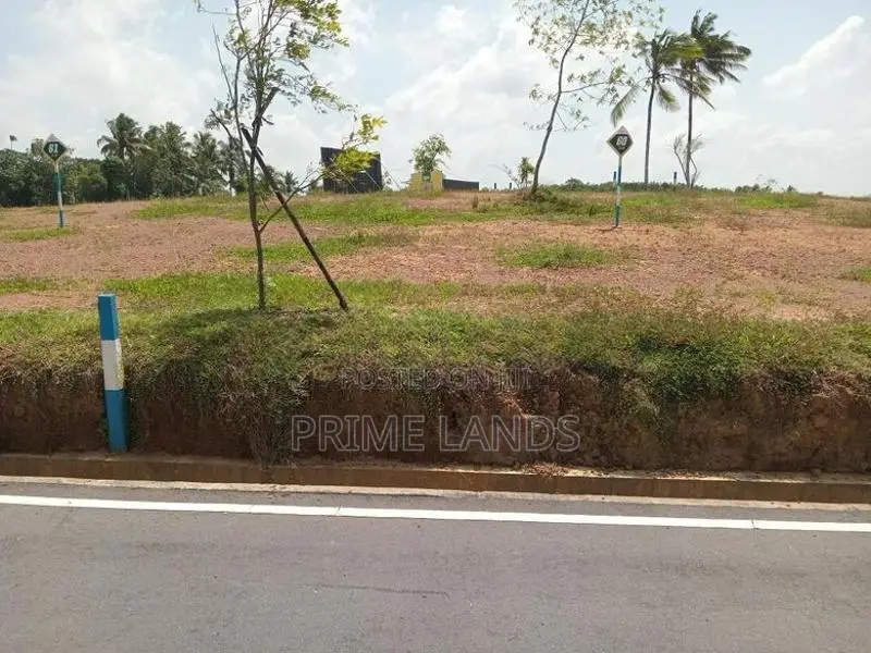 කිරිවත්තුඩුව වටිනා ඉඩමක්