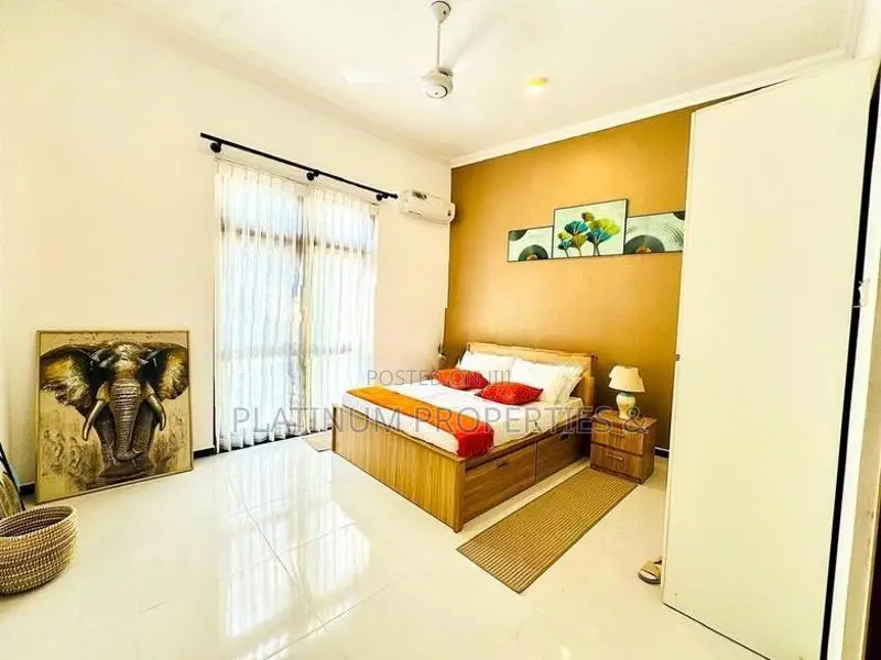 Super Luxury B/New House With Pool For Sale In Pelawatta Battaramulla