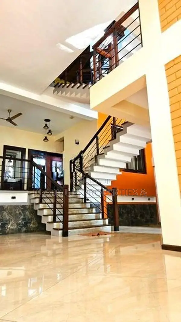 Super Luxury Stunning 5BR New House For Sale In Malabe Town