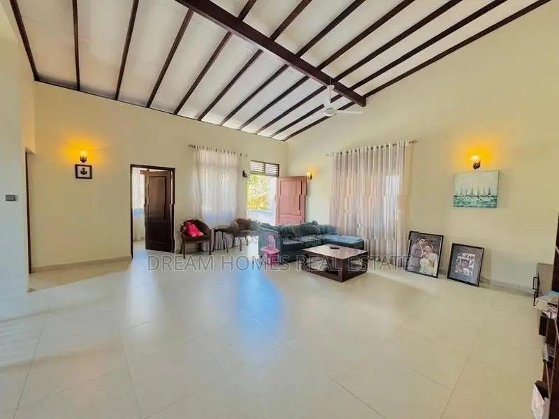 2-Storey House with 3rd Floor Annex for Sale – Dehiwala