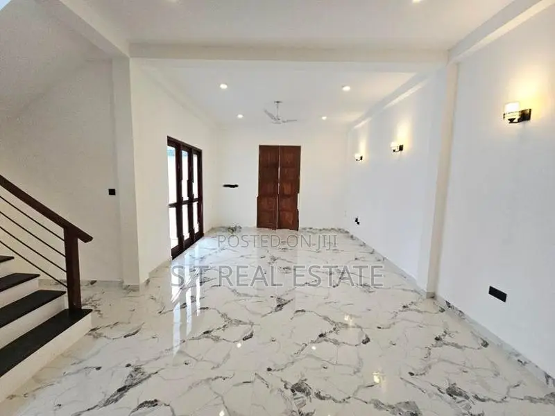 Modern Designed Luxury Two Story House For Sale In Kesbewa