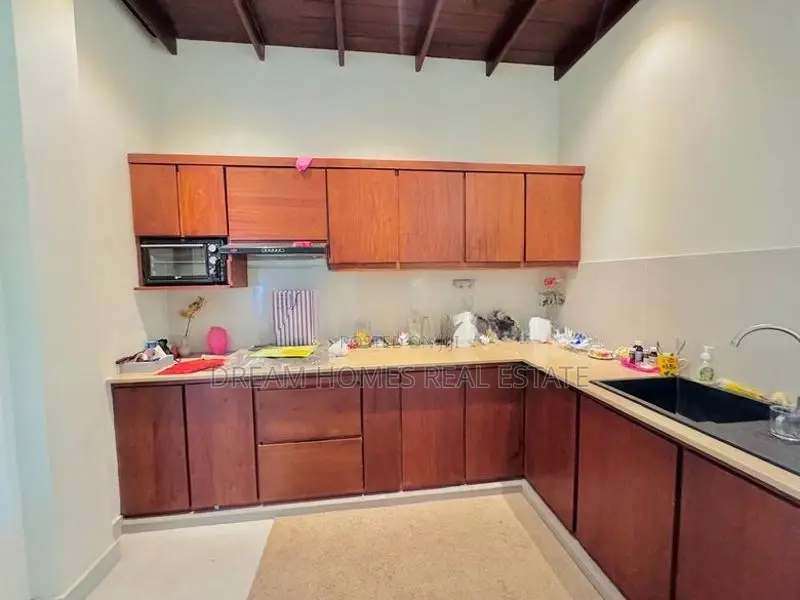 2-Storey House with 3rd Floor Annex for Sale – Dehiwala