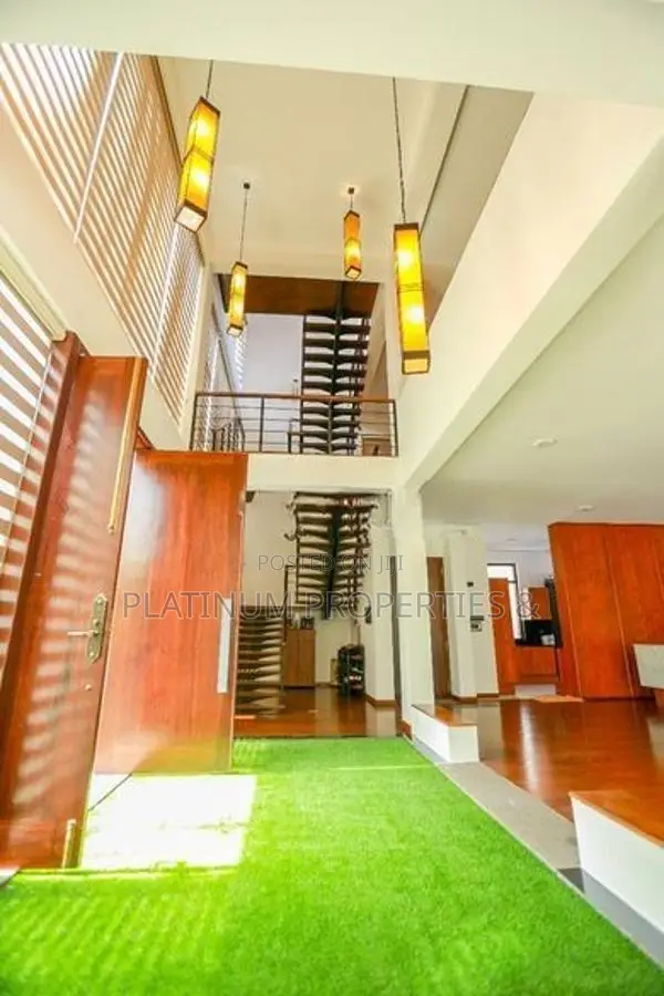 31P Super Luxury 5BR Ultra Modern House For Sale In Heart Of Nugegoda