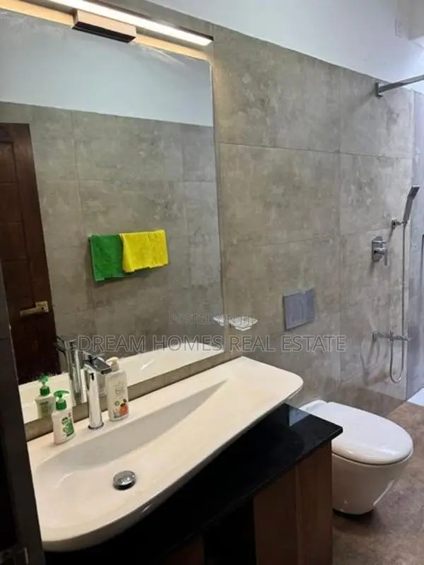 Brand New Modern 4-Bedroom House for Rent Battaramulla