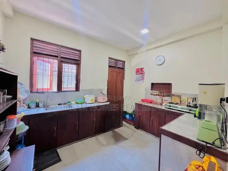 2-Storey House with 3rd Floor Annex for Sale – Dehiwala