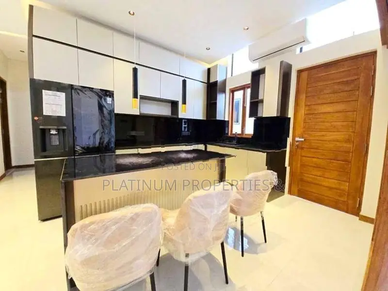 Brand New Super Luxury Furnished House For Sale In Battaramulla