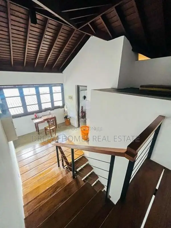 Luxury House with 6 Rental Units for Sale – Maharagama (50 Perches)
