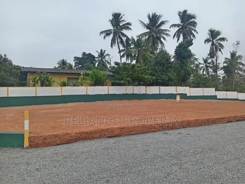 ව්‍යාපාරික මෙන්ම නේවාසික අගනා බිම් කොටස් Diyagama