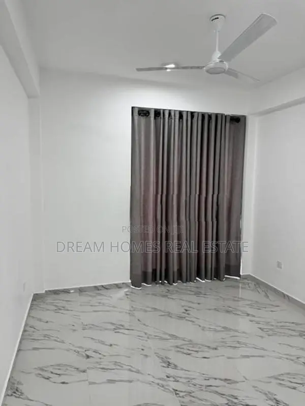 Brand New Modern 4-Bedroom House for Rent Battaramulla