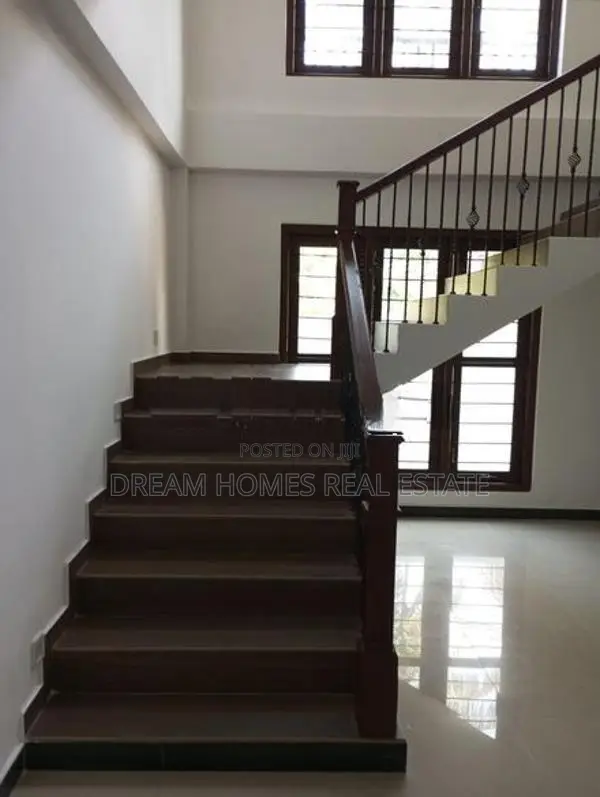 Modern 2-Storey House for Sale – Kahapola, Piliyandala