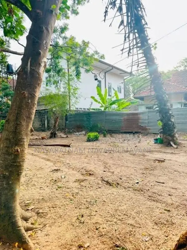 Land for Sale at Temple Road Nallur