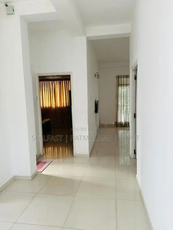 2Bed Apartment in Heart of Mount lavinia