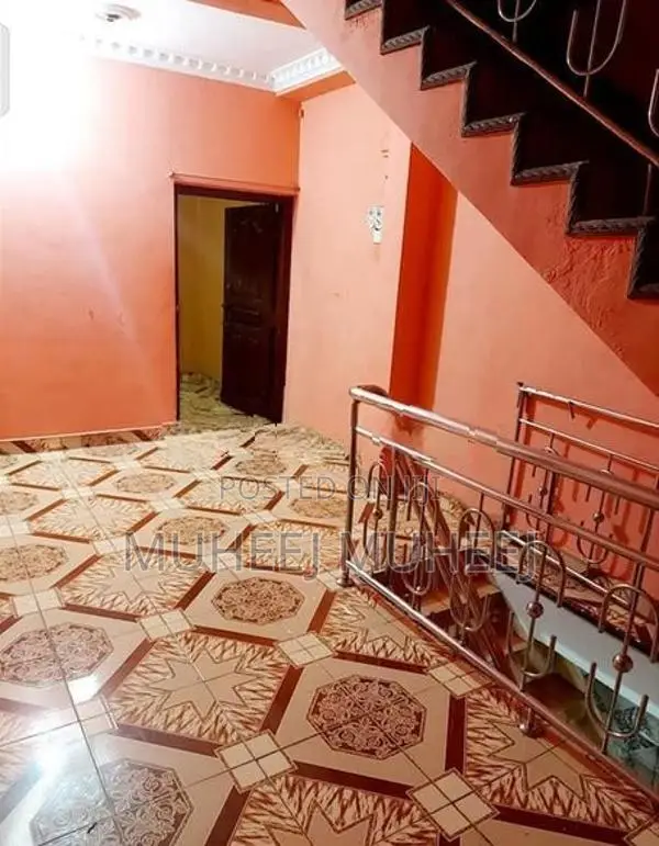 Ideal House for Family Colombo-10