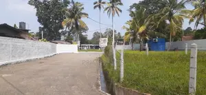 කුරුණෑගල දඹුලු පාරට මුහුණලා ඉඩමක්