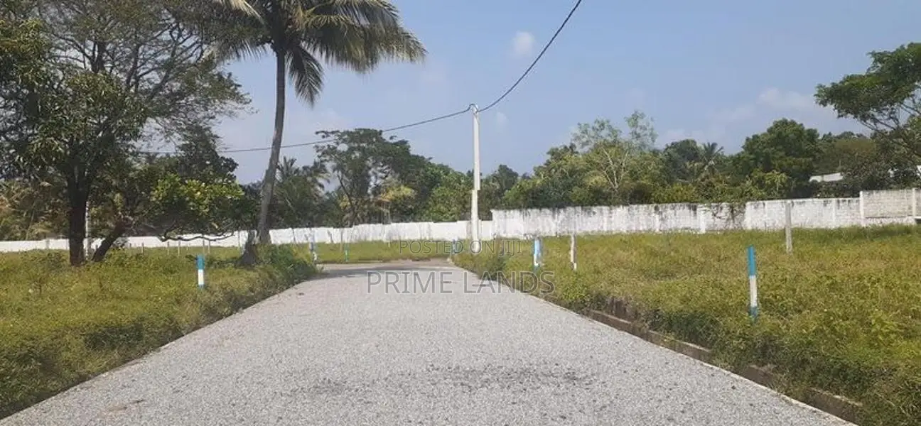 කුරුණෑගල දඹුලු පාරට මුහුණලා ඉඩමක්