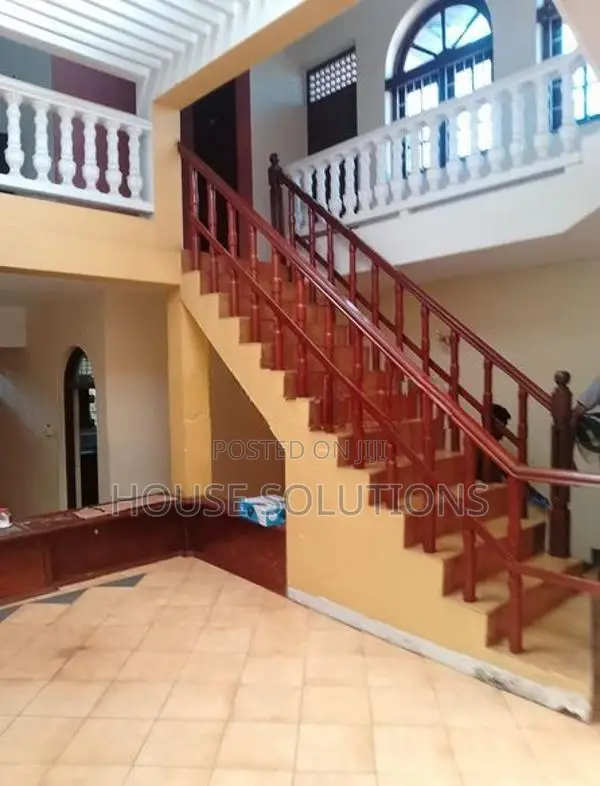 Large Two-Story House for Sale – Mount Lavinia