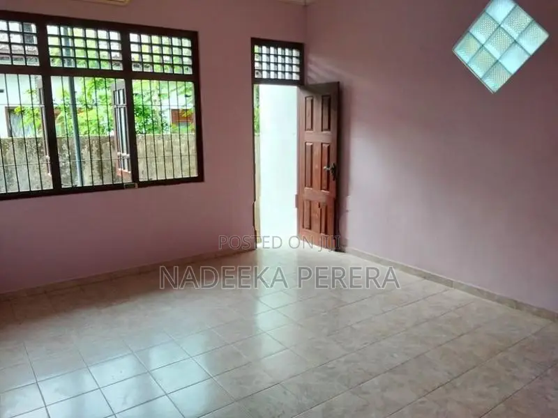 Well Maintained Modern House for Sale in Kalutara North