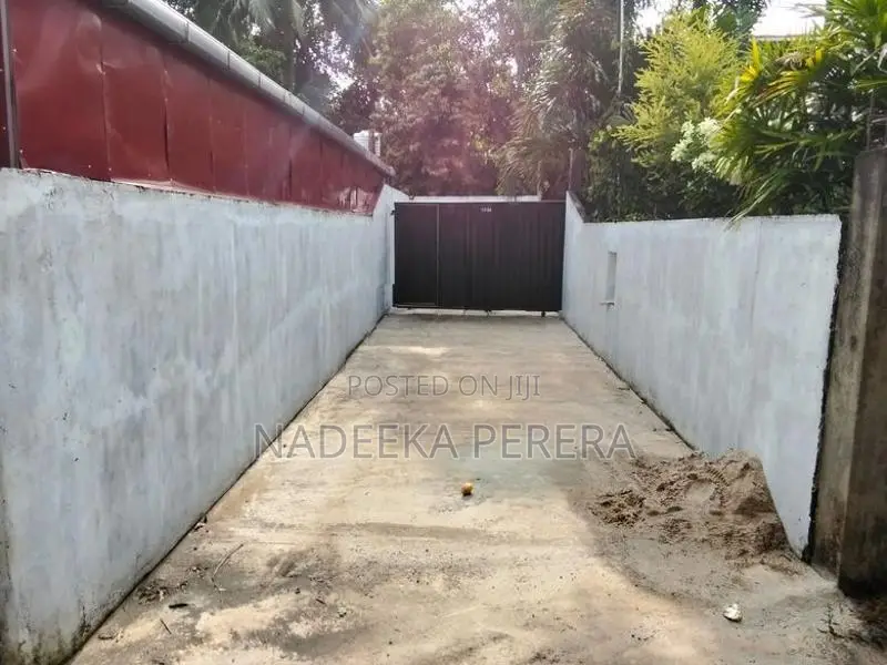 Well Maintained Modern House for Sale in Kalutara North
