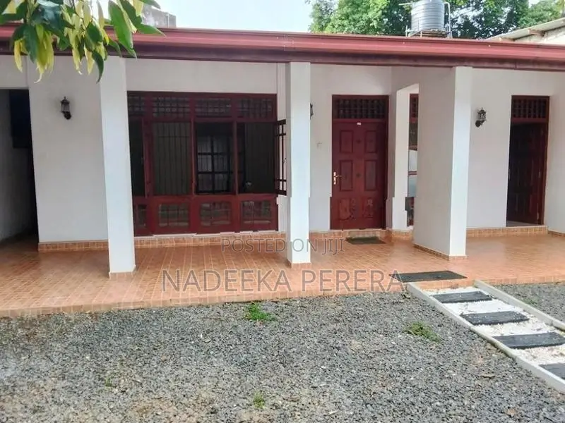 Well Maintained Modern House for Sale in Kalutara North