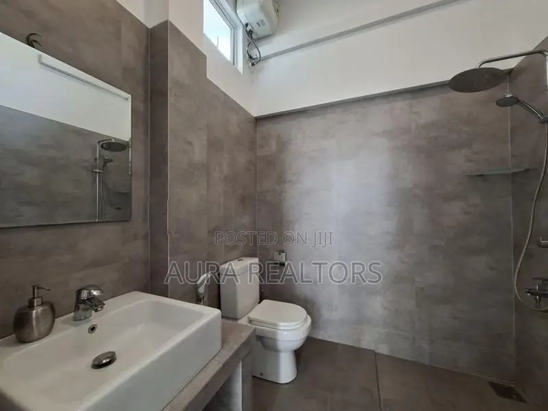 Office Space For Rent In Colombo 05 (P-172)