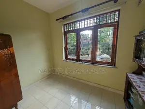 Kadawatha House for Rent