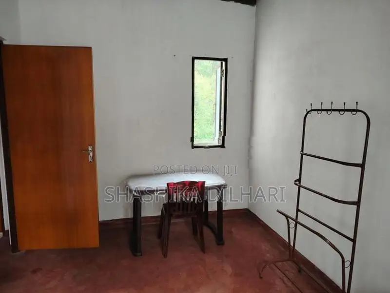 Room Available for A Boy at Pannipitiya