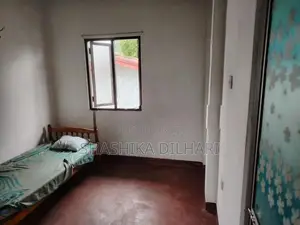 Room Available for A Boy at Pannipitiya