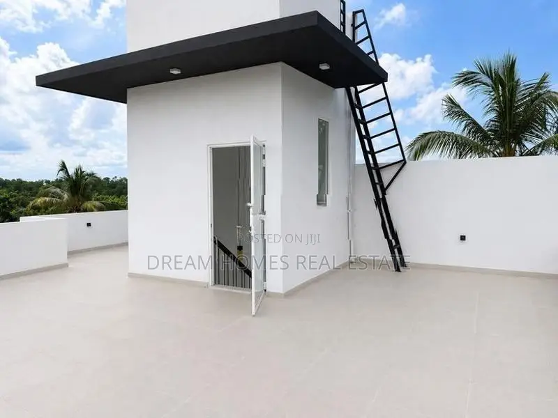 Luxury New House for Sale Piliyandala