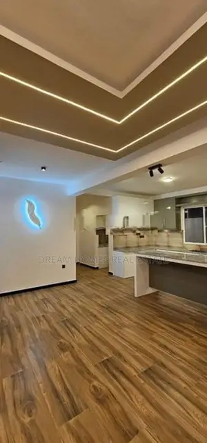 Beautiful House with Swimming Pool - Piliyandala Town
