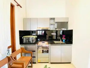පන්නිපිටිය පාරට අතේ දුරින් අලුත්ම නිවසක්