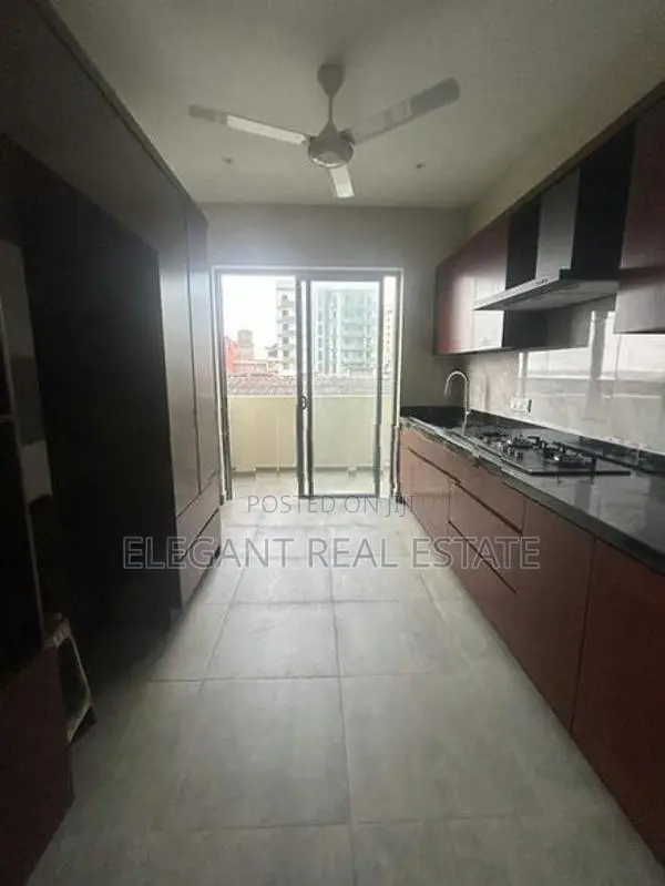 03 Bedroom Semi Furnished Apartment for Rent in Colombo (A6031)