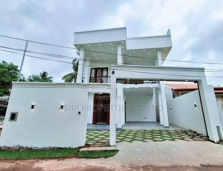 LUXURY 4 BEDROOMS NEW HOUSE FOR SALE IN PILIYANDALA KESBAWA