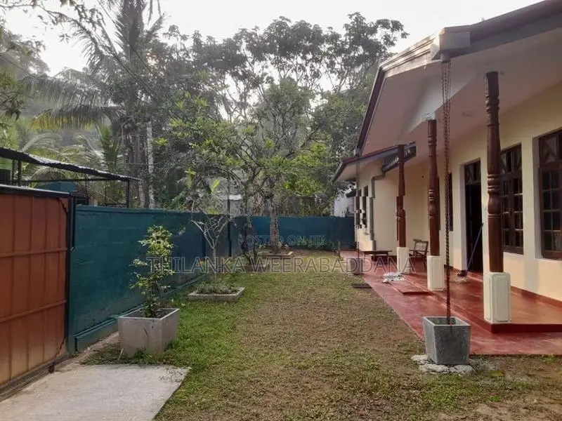 House for Rent - Karapitiya