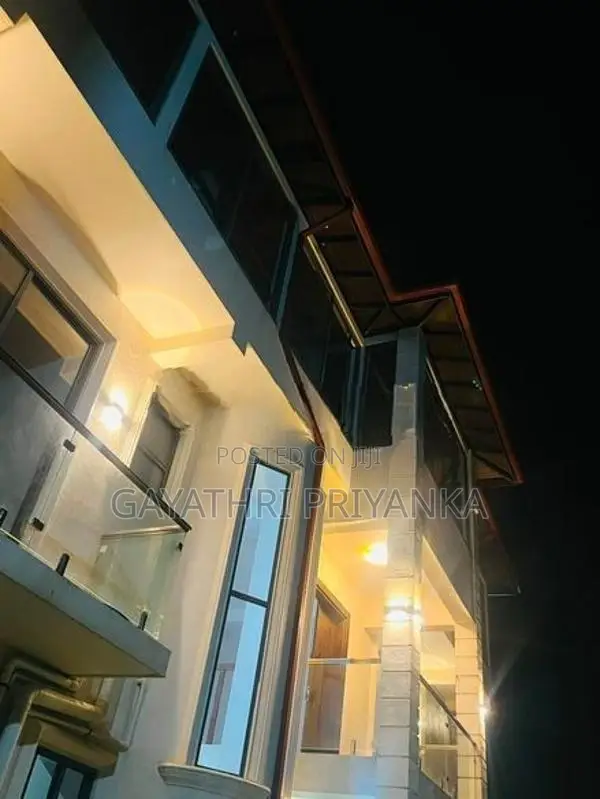 Spacious 6-Bed Commercial Building For Sale Moratuwa
