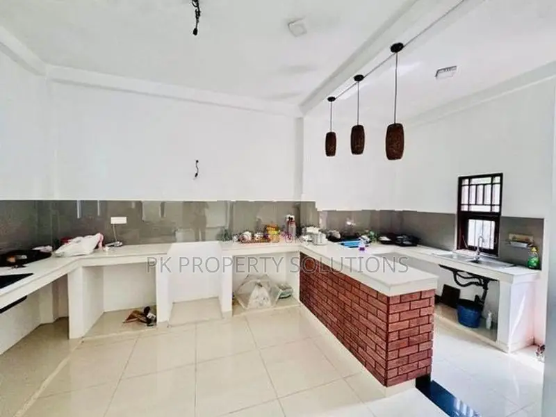 House for Rent in Borelasgamuwa ( File No 5551 B) Gangarama Road